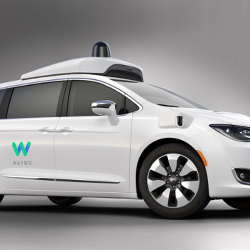 waymo fca fully self driving chrysler pacifica hybrid 1