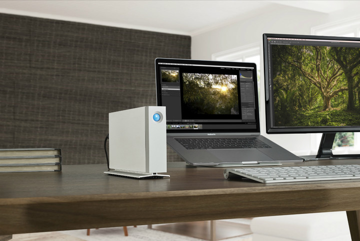 LaCie présente une mise à niveau de ses disques Rugged et d2 en Thunderbolt 51 lacie d2 tb3 lifestyle hi res