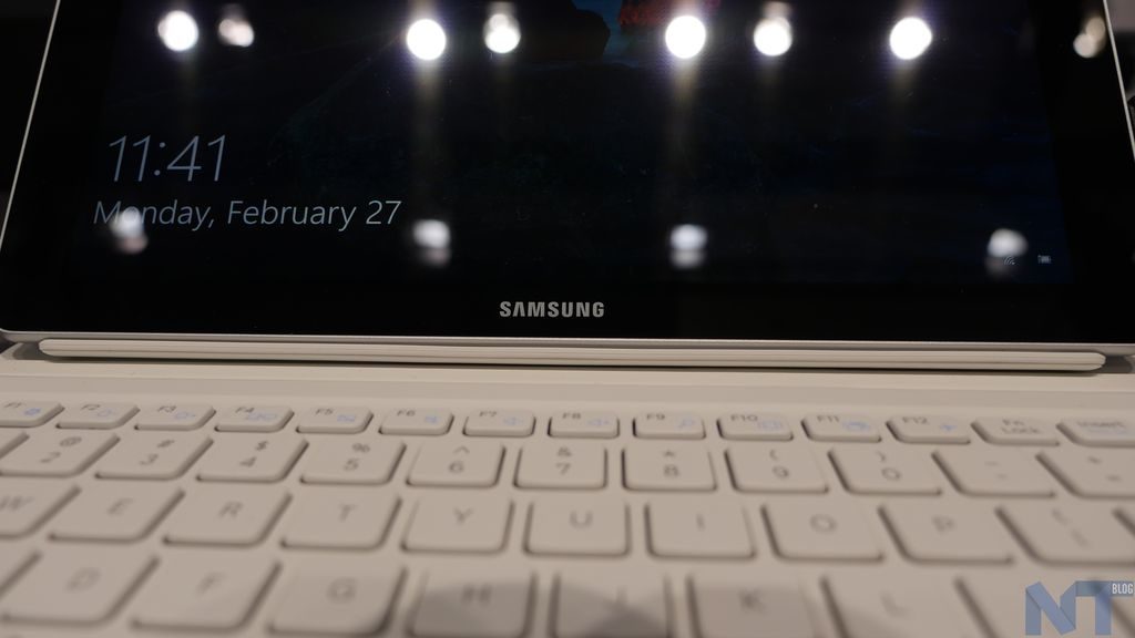 Prise en main de la tablette Galaxy Book de Samsung 28 P1140639