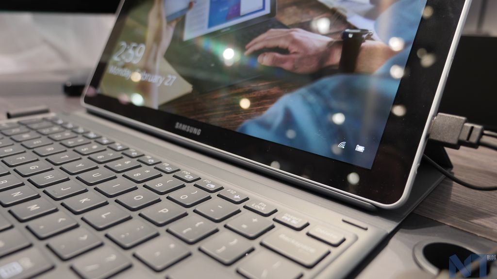 Prise en main de la tablette Galaxy Book de Samsung 24 P1140669