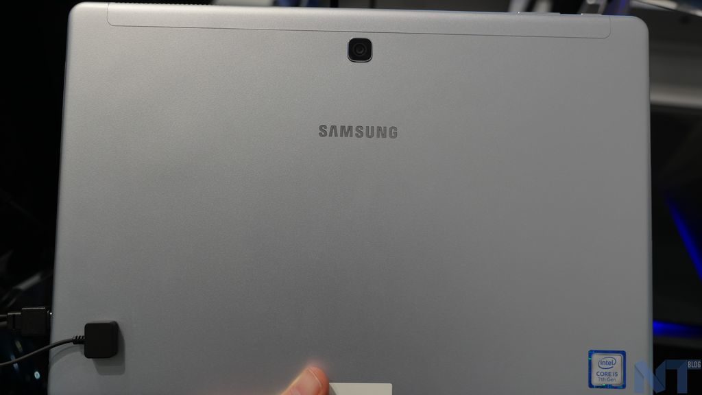 Prise en main de la tablette Galaxy Book de Samsung 21 P1140688