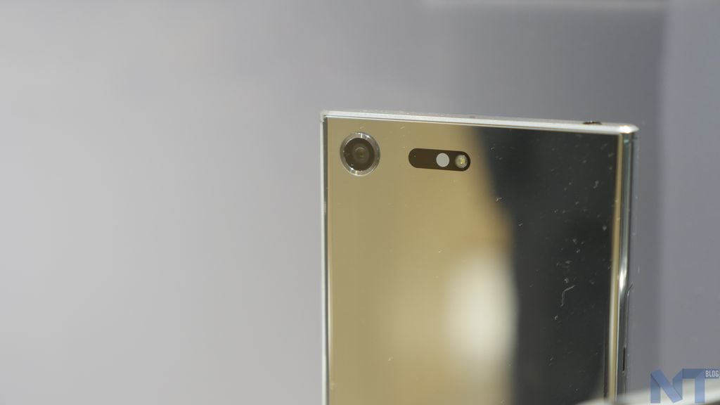 Prise en main des smartphones haut de gamme Sony Xperia XZ Premium et Xperia XZs 26 P1140843
