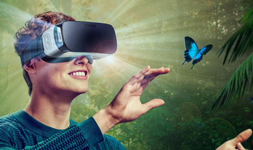 Samsung va libérer un nouveau Gear VR avec un contrôleur dédié 76 samsung will give you a very good reason to pre order its new galaxy s7 smartphone