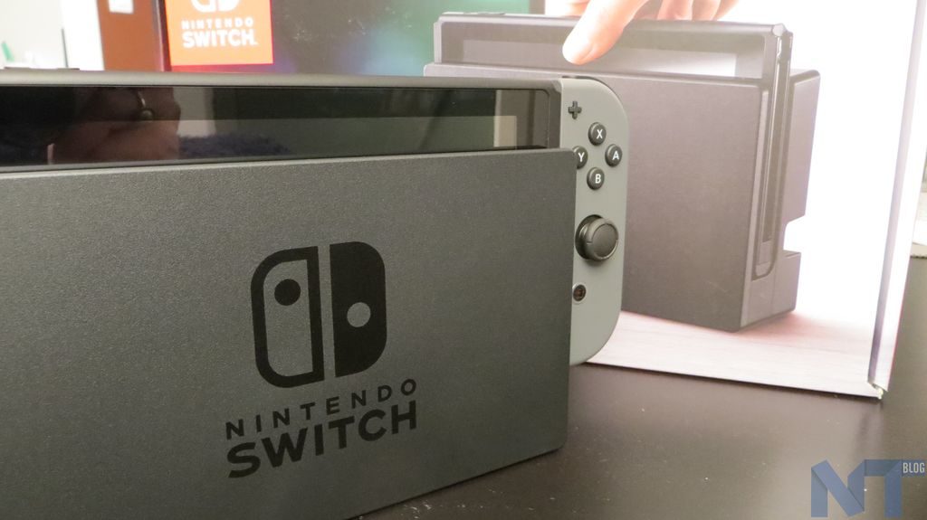 Nintendo Switch : qu'est-ce qu'il y a dans la boîte ? 43 IMG 4727
