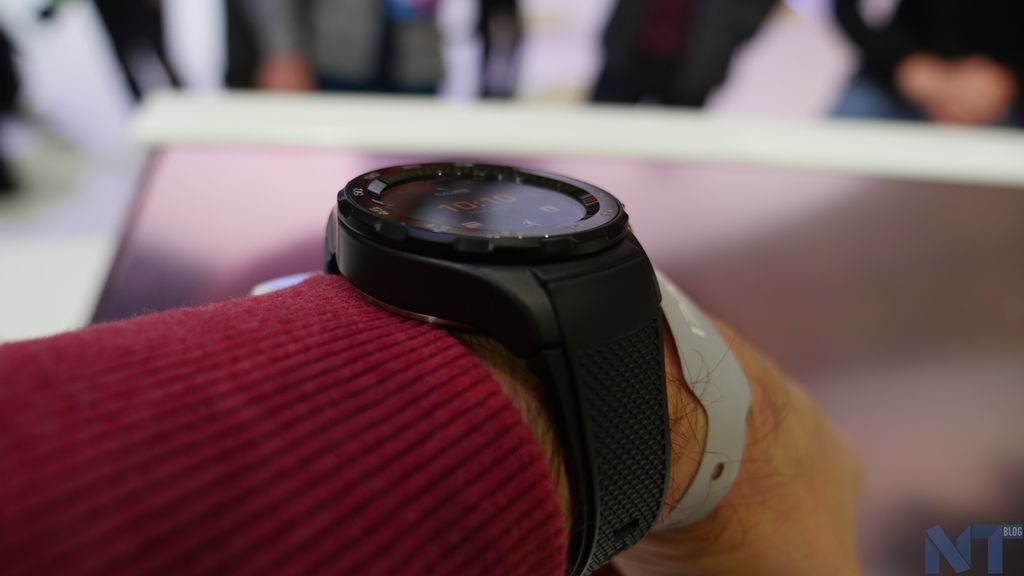 Prise en main de la Huawei Watch 2 : une simple évolution ? 22 P1140562