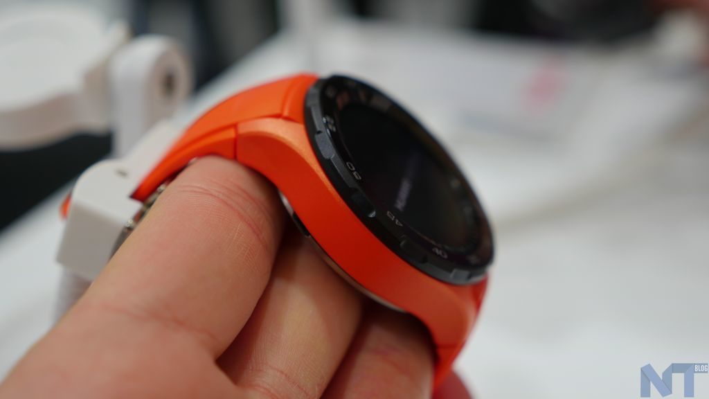 Prise en main de la Huawei Watch 2 : une simple évolution ? 16 P1140613