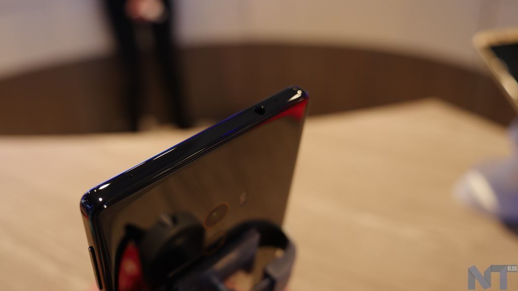 Prise en main du Xiaomi Mi MIX : le smartphone sans bords d'écran 19 P1160255