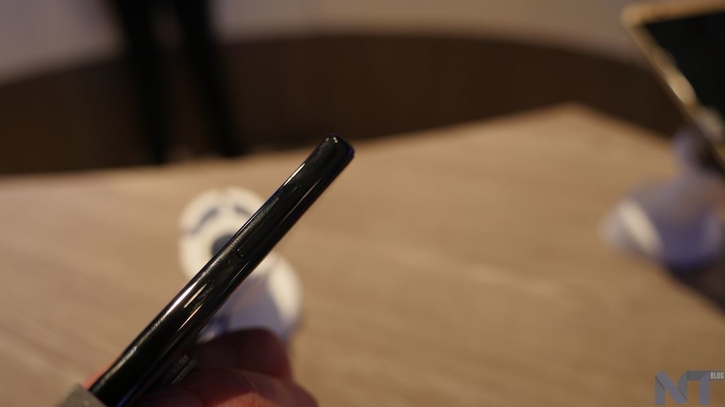 Prise en main du Xiaomi Mi MIX : le smartphone sans bords d'écran 18 P1160257