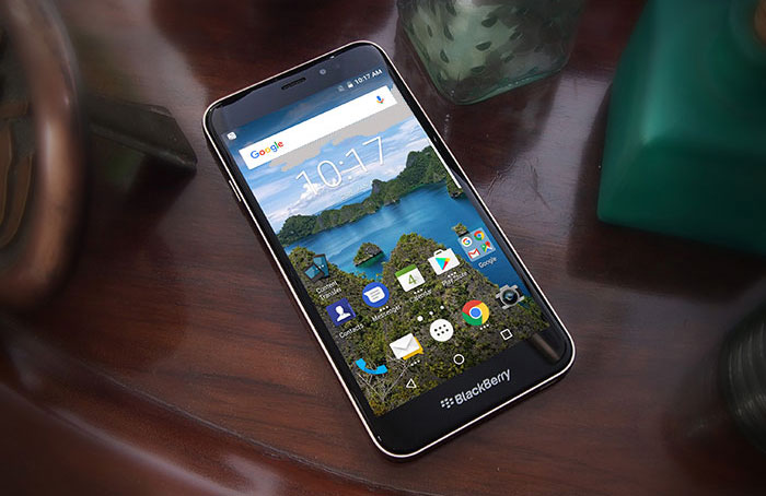 BlackBerry Aurora : ses spécifications confirmées, pour un modèle vendu à 260 dollars 64 blackberry aurora name and specs confirmed goes on sale on march 13 for 260 513524 3