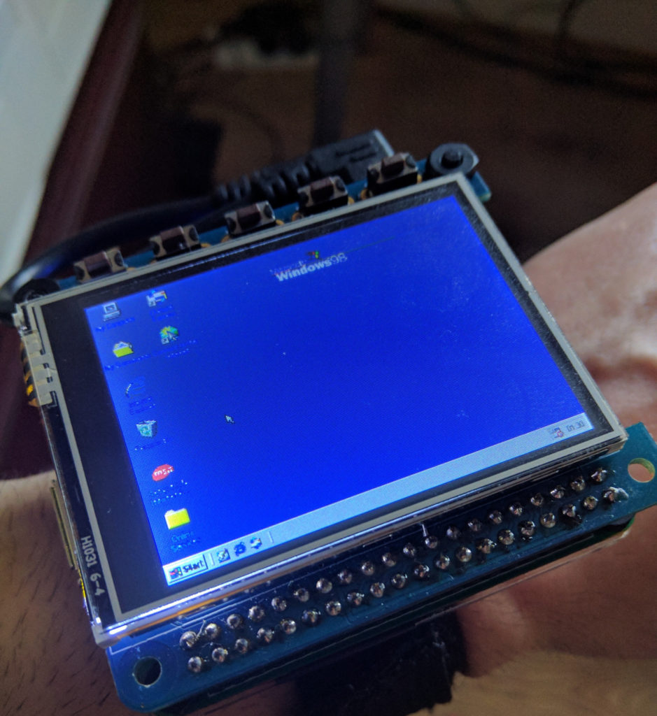 Oubliez la Apple Watch, voici un Raspberry Pi dans une smartwatch sous Windows 98 53 img 20170220 082103