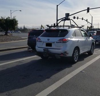 41279 l apple car roule c est une lexus