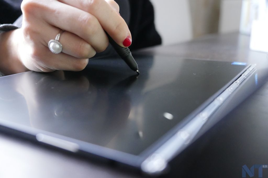 Test du Lenovo Yoga Book : une tablette Android spéciale 36 P1130800