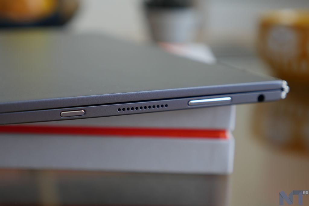 Test du Lenovo Yoga Book : une tablette Android spéciale 20 P1130996