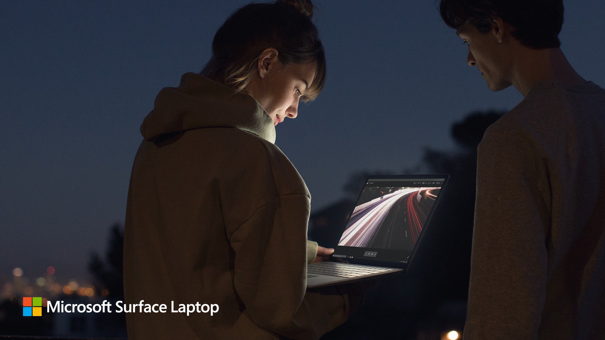 Microsoft dévoile son Surface Laptop exécutant Windows 10 S à 999 dollars 52 C