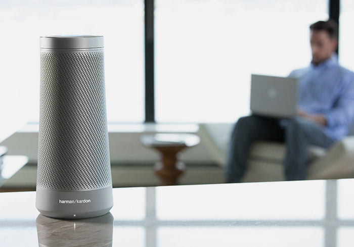 Microsoft révèle Invoke, le premier concurrent au Amazon Echo doté de Cortana 54 stack4 three