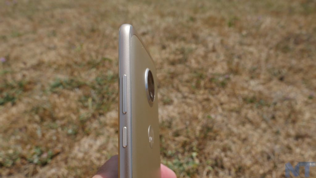 Test du Moto G5 Plus : tout simplement le meilleur smartphone abordable 22 Moto G5 Plus 31