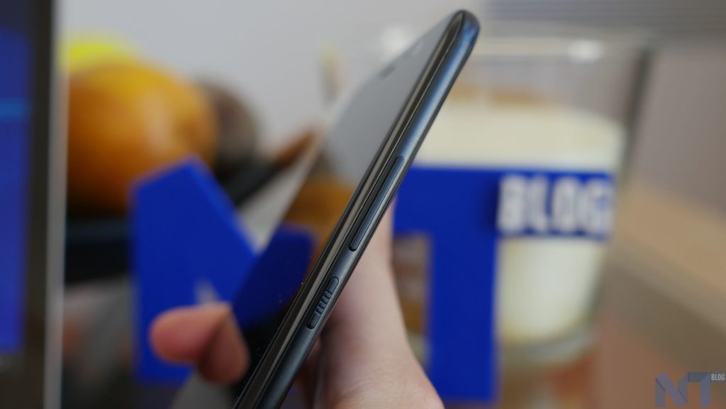 Test HTC U11 : le téléphone réagit à la pression, et a une superbe caméra 19 HTC U11 20