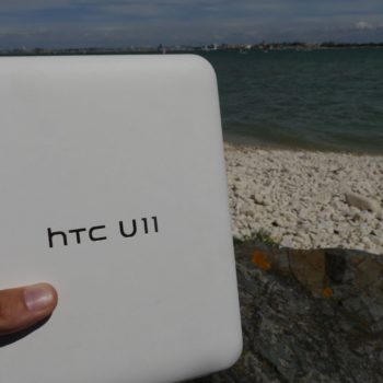 HTC U11 36
