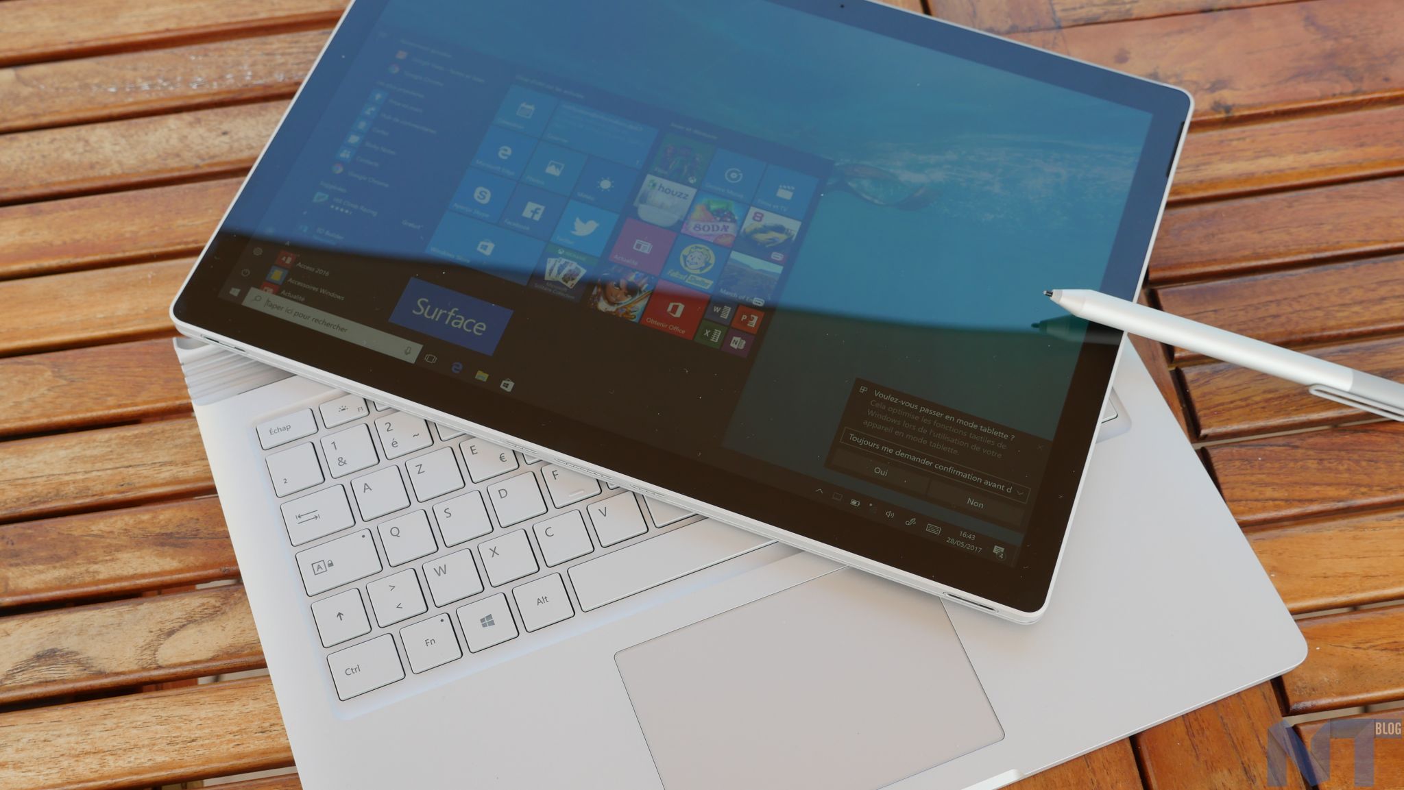Surface Book 2 : un modèle plus puissant arriverait en fin d'année 50 Surface Book i7 09