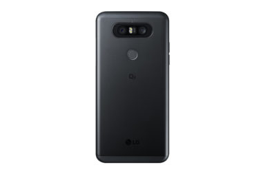 lg smartphone LG Q8 medium02