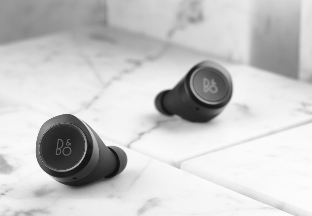 IFA 2017 : B&O dévoile les Beoplay E8, ses écouteurs sans fil 51 E8 Black MarbleBackground 2