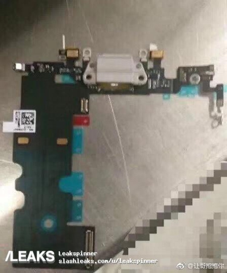 iPhone 8 : voici quelques pièces internes du smartphone 54 crop 1 1
