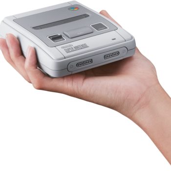 hand holding snes 2x