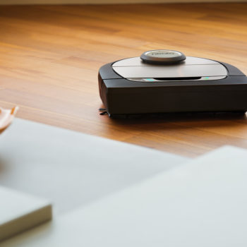 Botvac D7 Connected Coffee Table hi