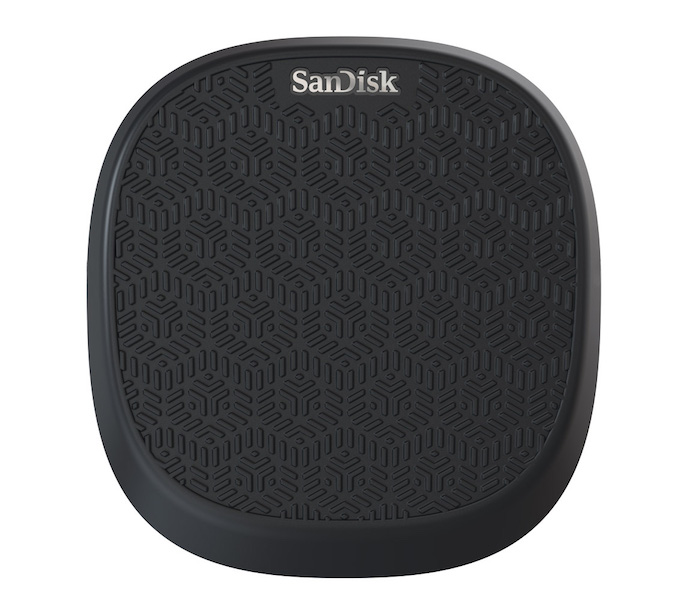IFA 2017 : Sandisk dévoile iXpand Base, la solution idéale de sauvegarde d'un iPhone 52 iXpandBase Topview LR