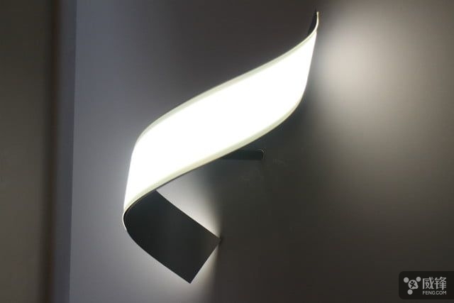 Les lampes OLED flexibles de LG visent à rendre les ampoules obsolètes 43 img201709251701093
