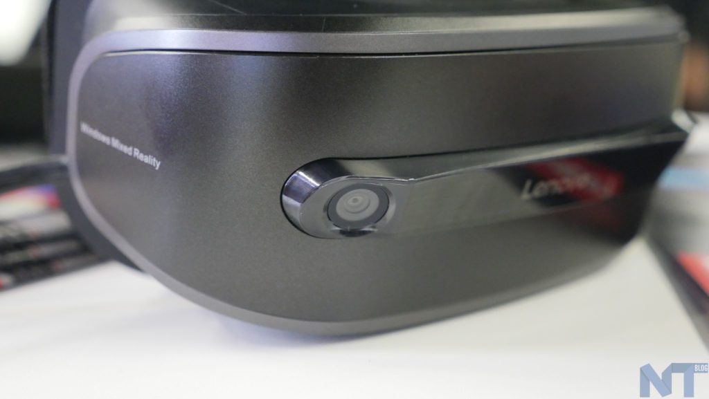 Prise en main du casque Lenovo Explorer Windows Mixed Reality 28 Lenovo Explorer 09