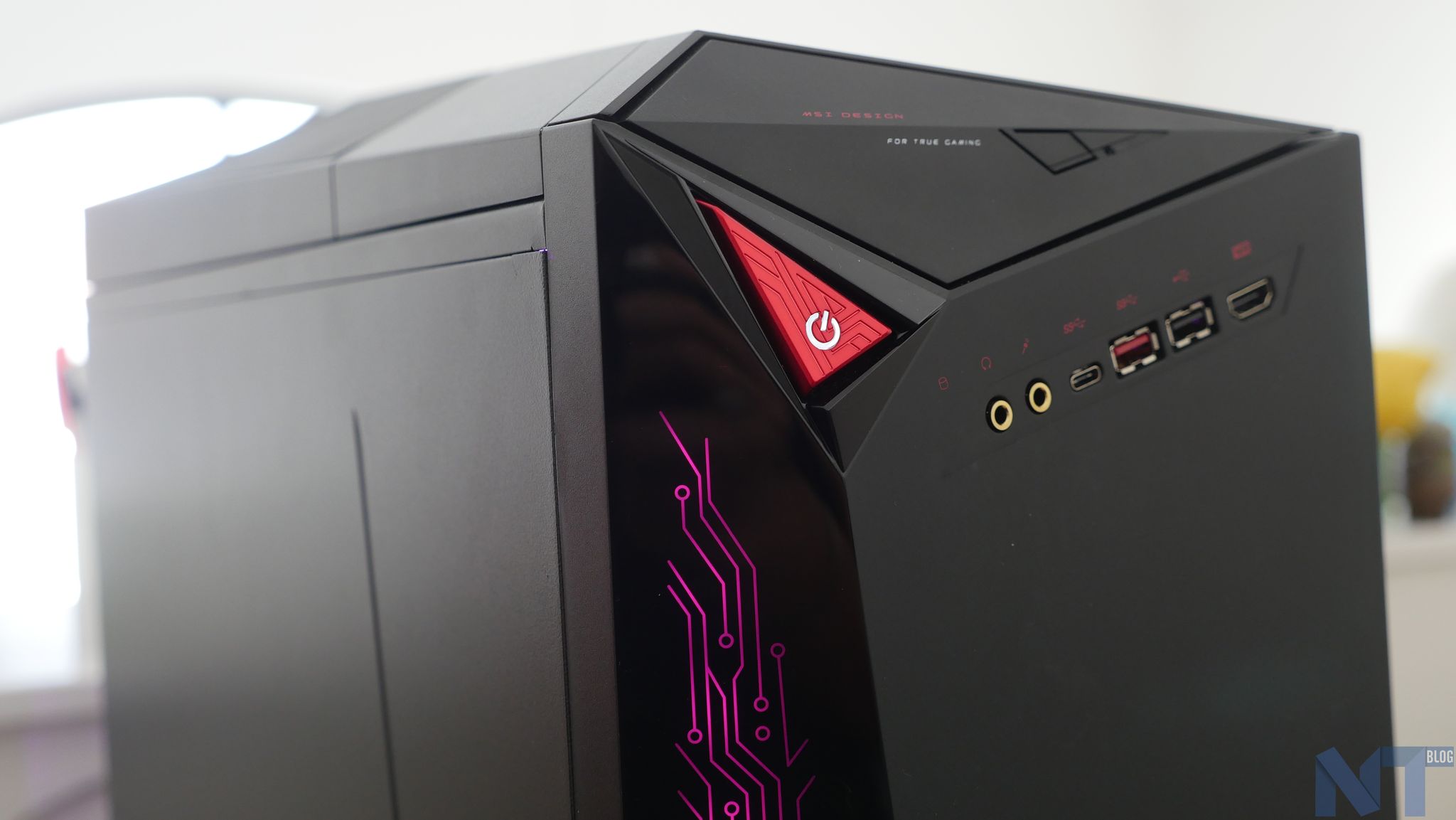 MSI Infinite A : explorer les possibilités avec les jeux et la VR 49 P1190212