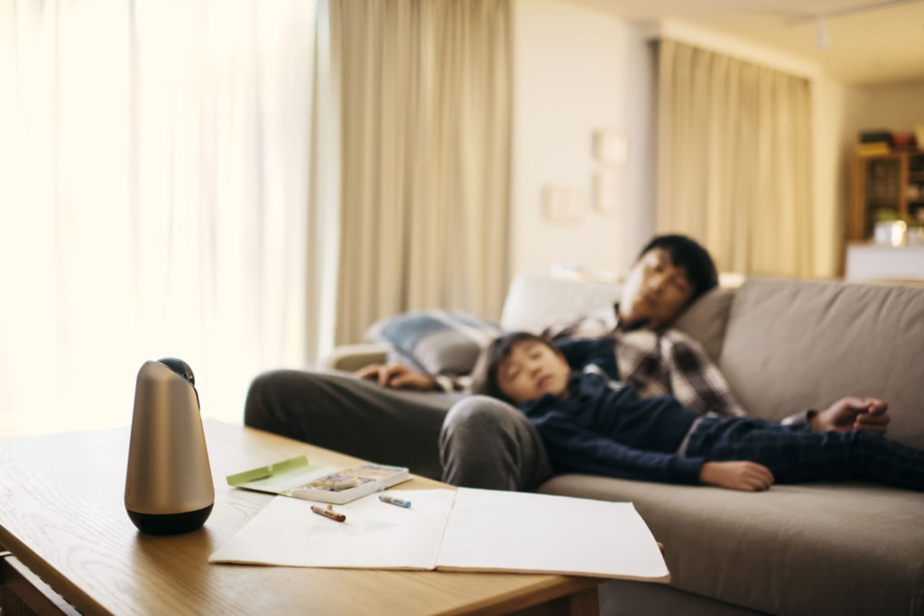 Xperia Hello! : l'enceinte connectée robot de Sony est lancée 60 img example 02