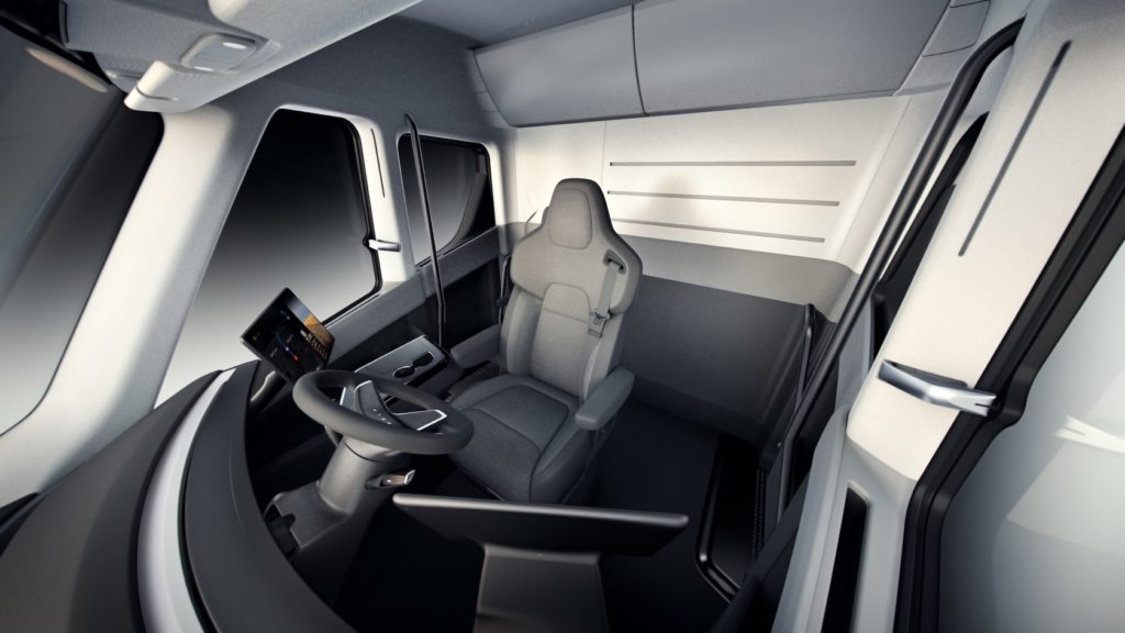 Tesla Semi : l'impressionnant camion électrique qui passe de 0 à 100 km/h en 5s 50 Semi Interior Overview