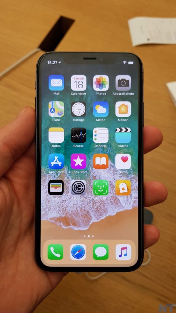 Prise en main du nouvel iPhone X : est-ce une merveille à 1000 euros ? 30 iPhone X 08