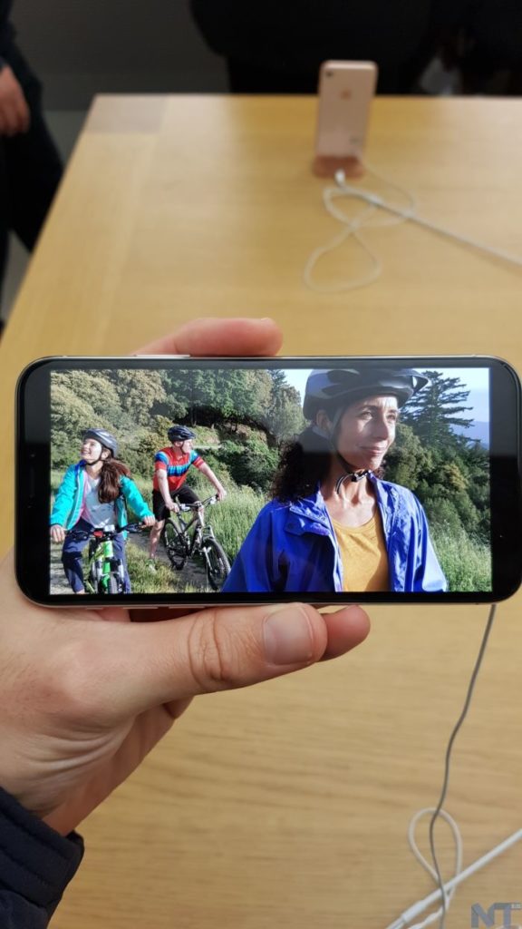 Prise en main du nouvel iPhone X : est-ce une merveille à 1000 euros ? 31 iPhone X 22