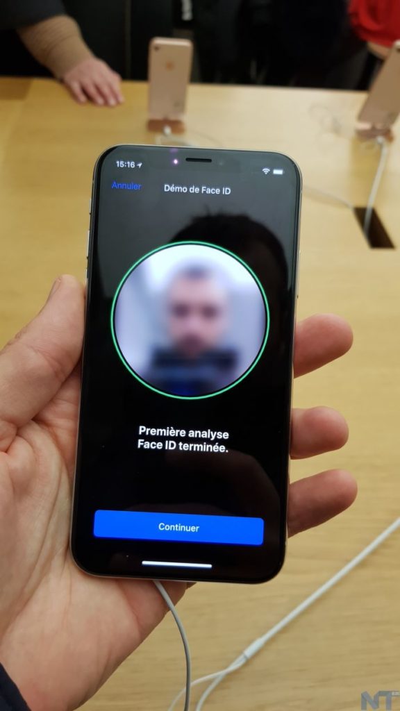 Prise en main du nouvel iPhone X : est-ce une merveille à 1000 euros ? 23 iPhone X 30