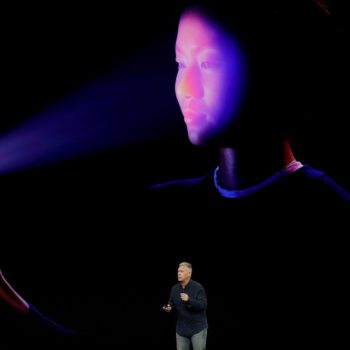 la fi tn apple iphone face id 20170913