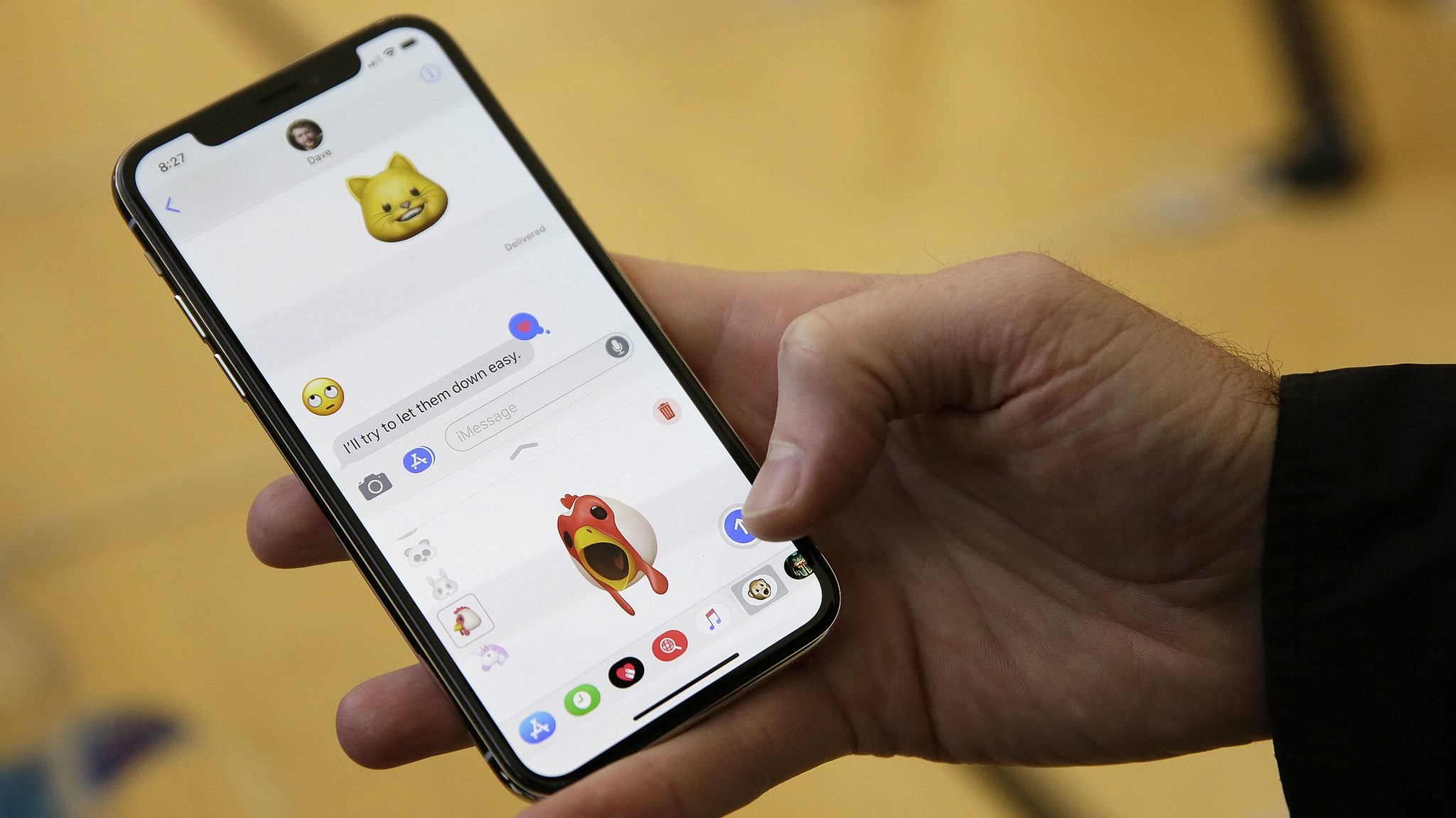 iphone type letter i