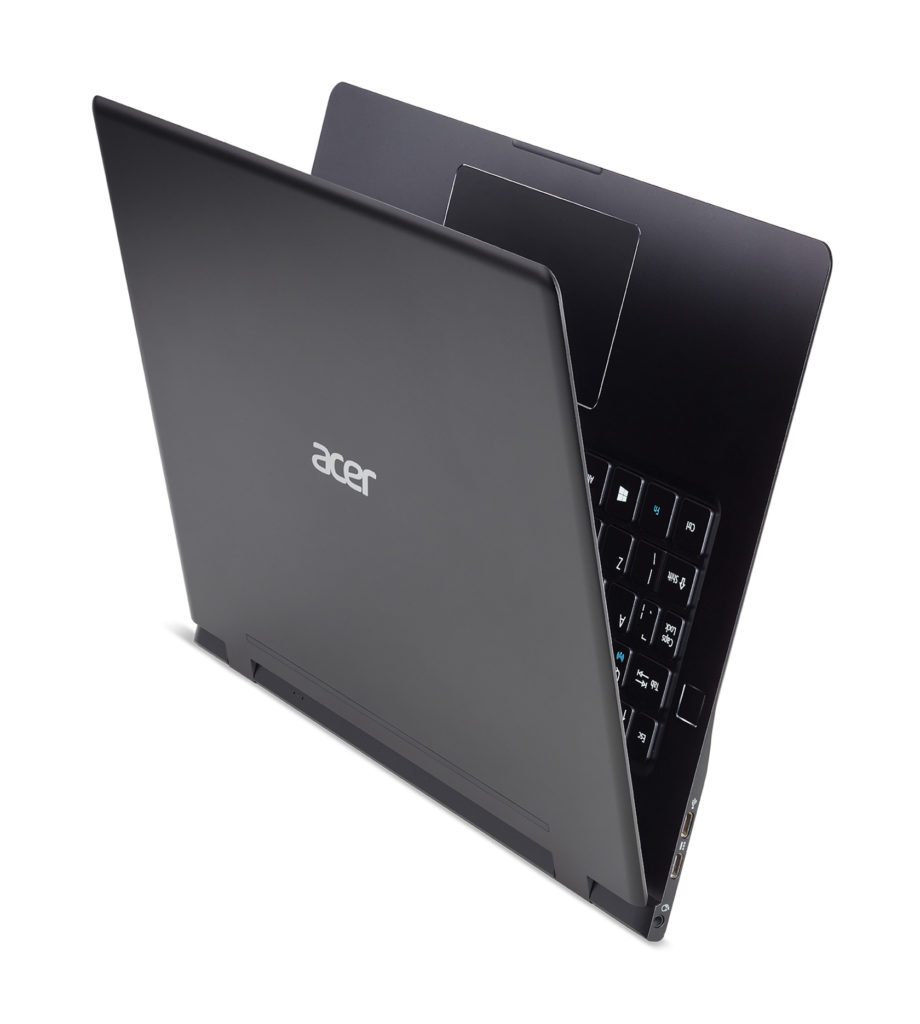 CES 2018 : le Acer Swift 7 s'amincit, et augmente l'autonomie 54 Acer Swift 7 SF714 51T balancing