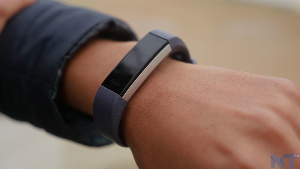 Fitbit Alta HR 07