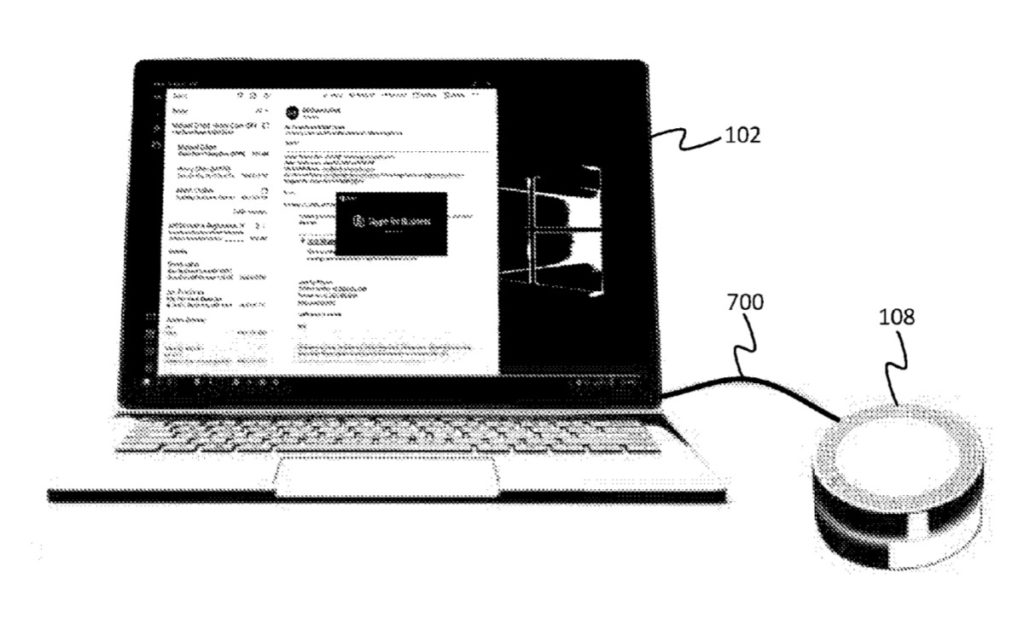 Microsoft pourrait travailler sur un périphérique compagnon de l'iPhone 39 phone dock 9