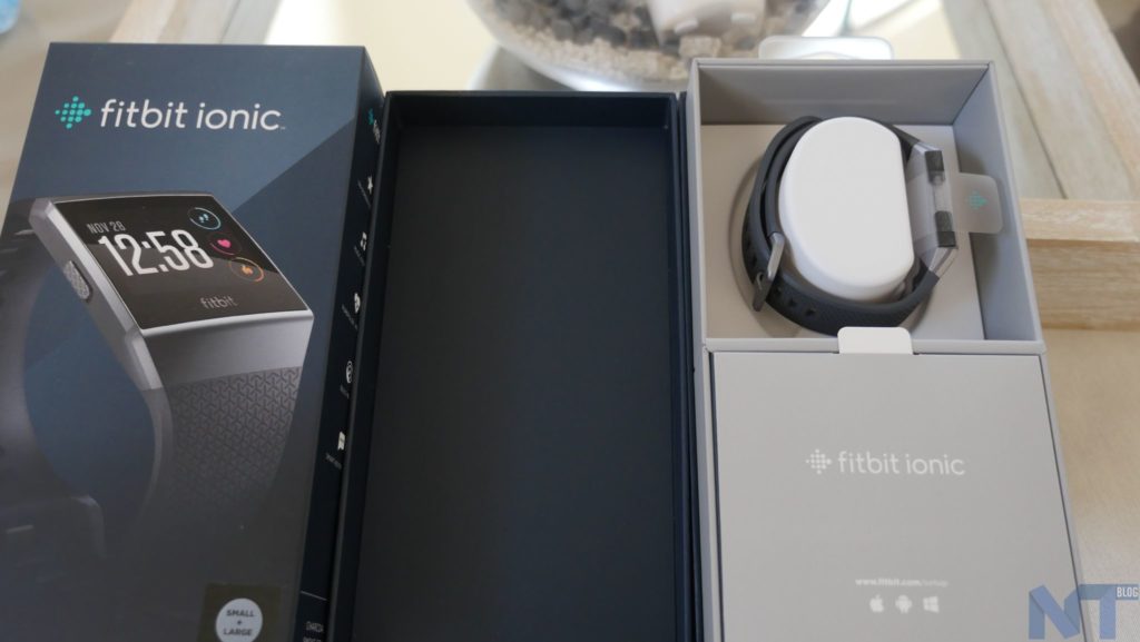 Fitbit Ionic 42