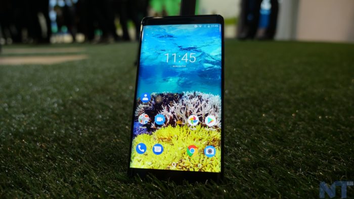 Nokia Prise en main du Nokia 8 Sirocco : du haut de gamme pour les fans