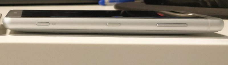 Sony Xperia XZ2 Compact Prototype Thumb