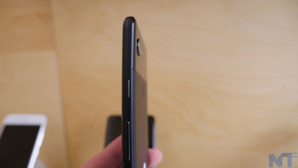 Google Pixel 2 XL 06