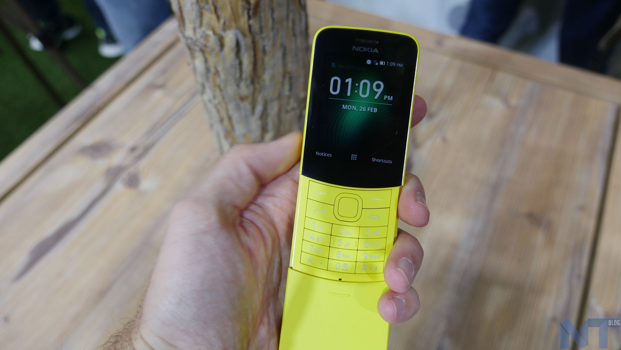 Nokia 8110 4G 20