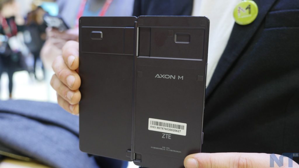 Prise en main du ZTE Axon M : le futur des smartphones est pliable 26 ZTE Axon M 18