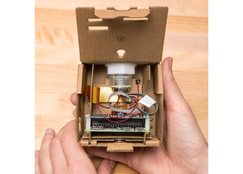 Les nouveaux AIY Vision et Voice Kit de Google incluent un Raspberry Pi Zero WH 54 53417081 Alt04