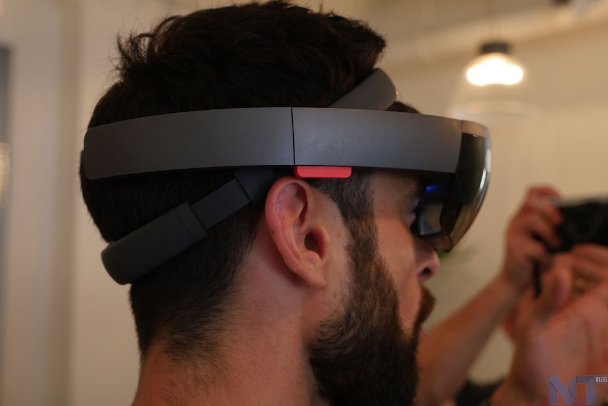 Le futur HoloLens 2 de Microsoft aura de grands changements 48 P1050559 resultat